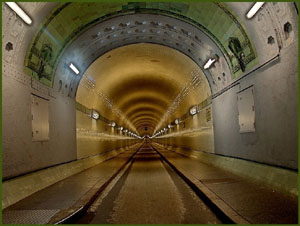 Alter Elbtunnel Hamburg DRI - Sven Baumgart